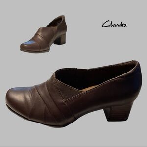 Clarks Unstructured Oxfords 6 Slip on Brown Block Heel Cushion Victorian Comfort